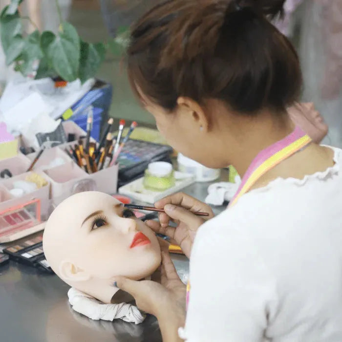 Need a New Look? How to Replace a Sex Doll’s Head Easily