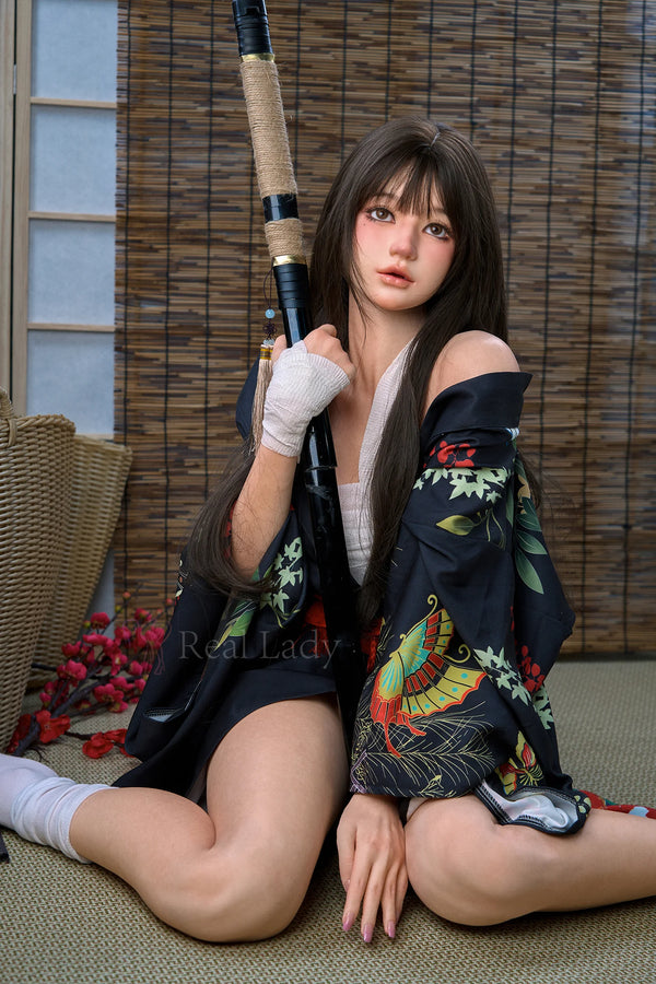 150cm/4ft11 F-cup Silicone Sex Doll Evie – Dangerous Heiress