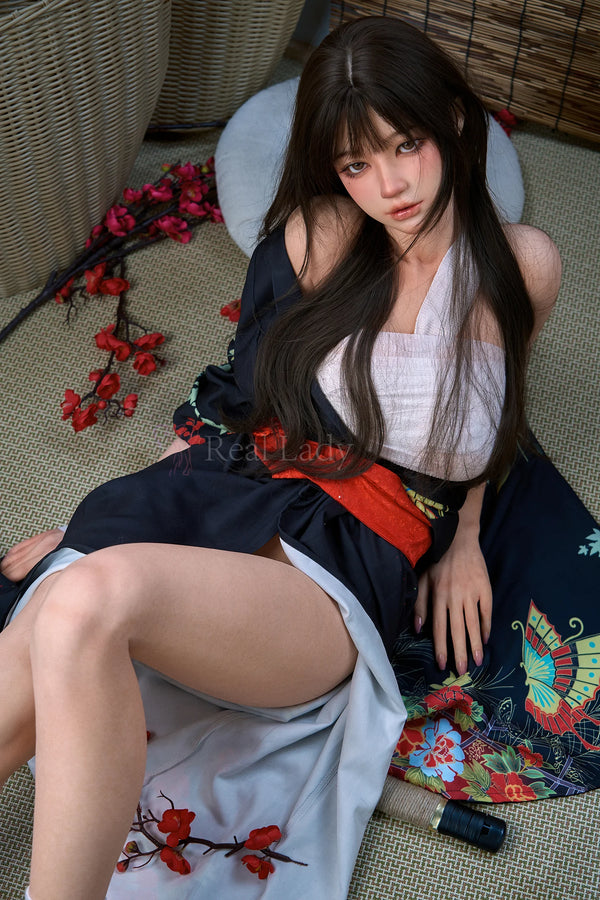 150cm/4ft11 F-cup Silicone Sex Doll Evie – Dangerous Heiress