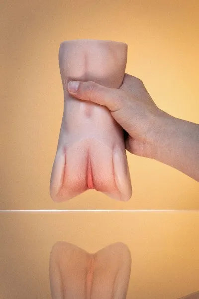 0.91kg (2 lbs) FireflyDoll Silicone Pocket Pussy Portable Male Mastubator