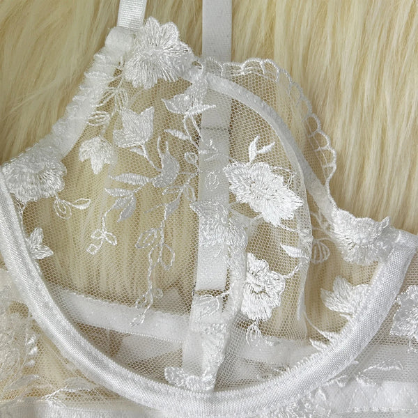 Koikiss Sex Toy® Women's White Polyester Bra & Underwear Lingerie Set | Model K407