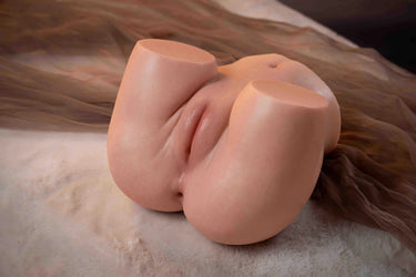3.7kg All-Silicone Buttock Model 07 with Realistic Curves & White Skin – AZM Premium Edition